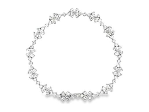18K White Gold Floral Diamond Bracelet with Natural Pear-Shaped and Round Diamonds